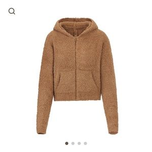 Cozy knit zip up hoodie size L/XL